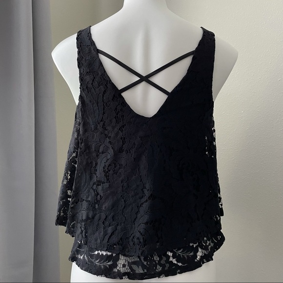 Decree Women’s Lace Crop Top Size S - Picture 5 of 10